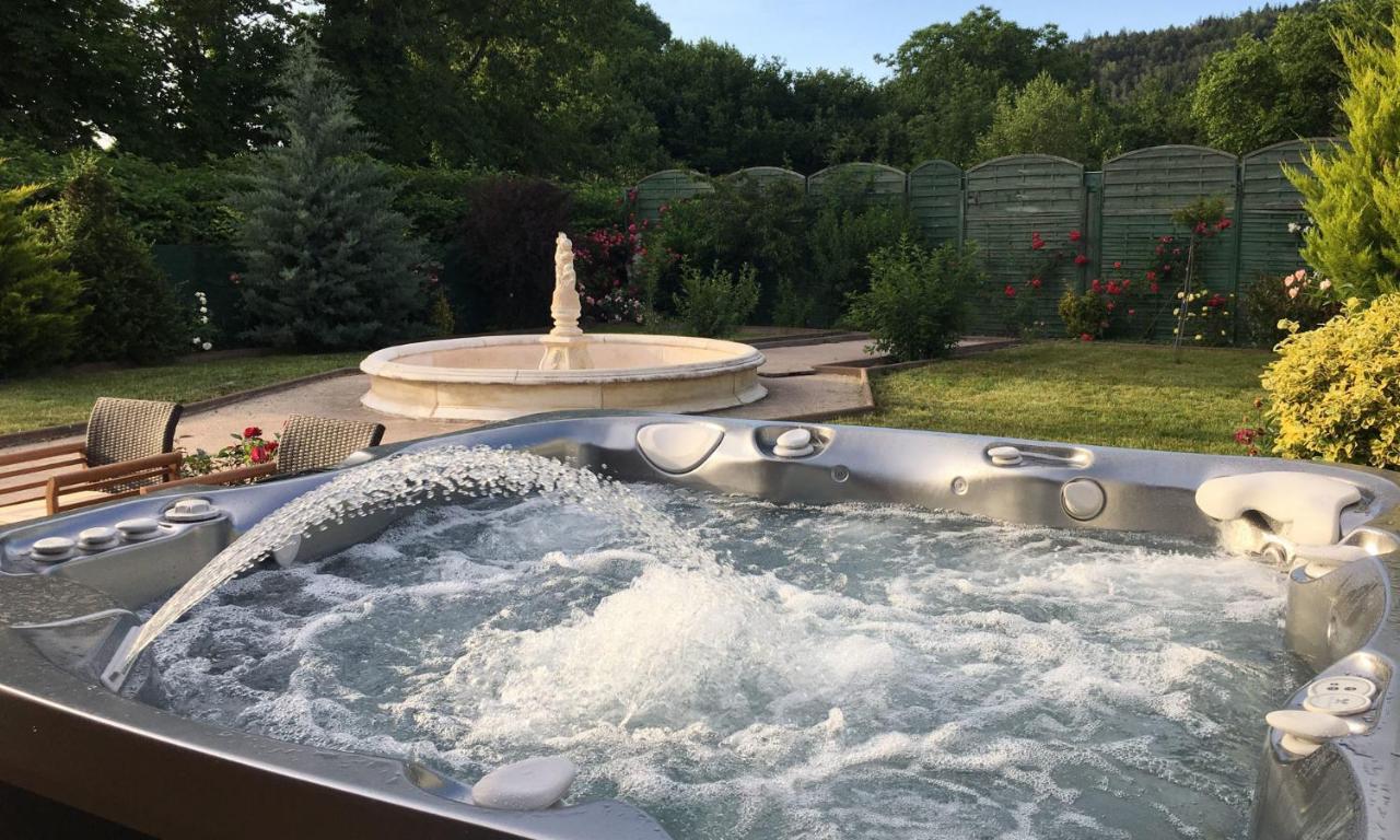Gite Logis Des Fontaines Raon-lʼÉtape Zewnętrze zdjęcie